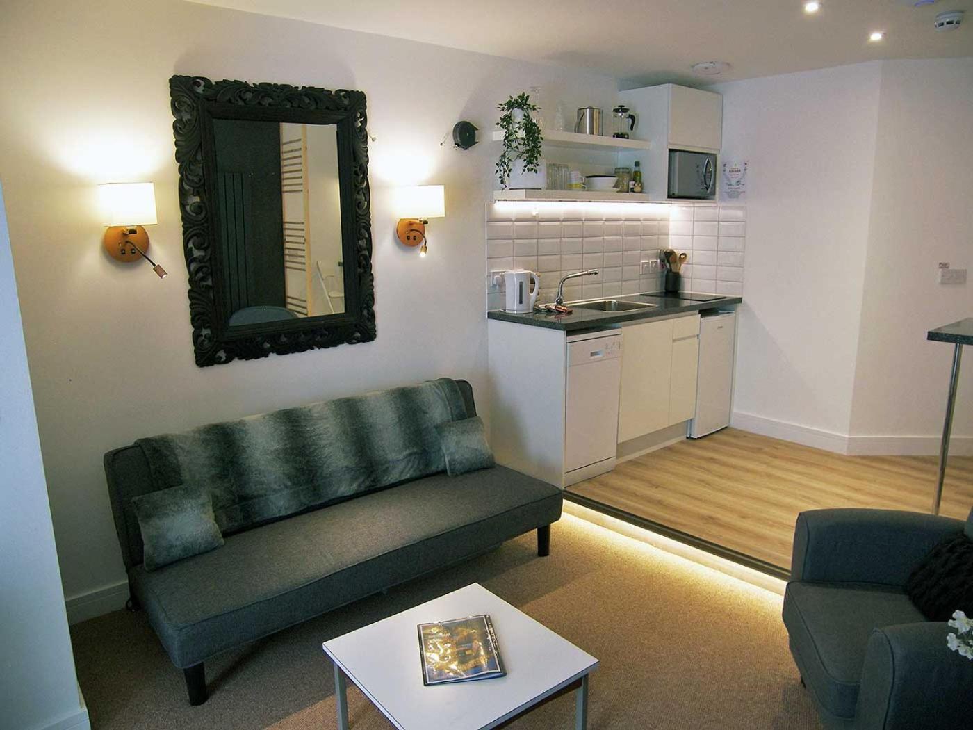 Beaverhall Apartments Единбург Номер фото
