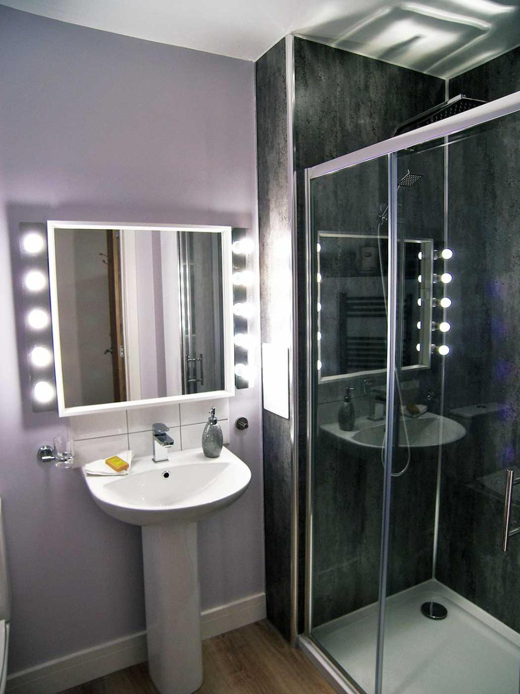 Beaverhall Apartments Единбург Номер фото